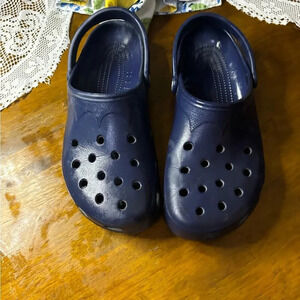 Crocs classic unisex clog shoes.